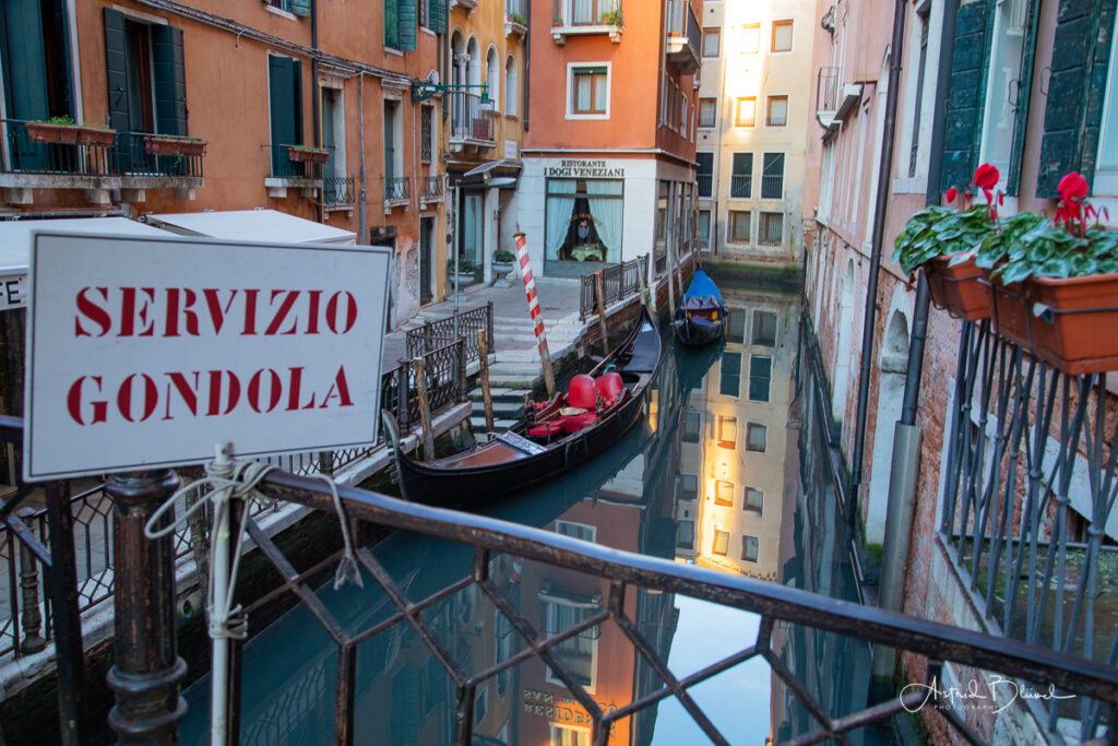 Would you like a gondola tour ?